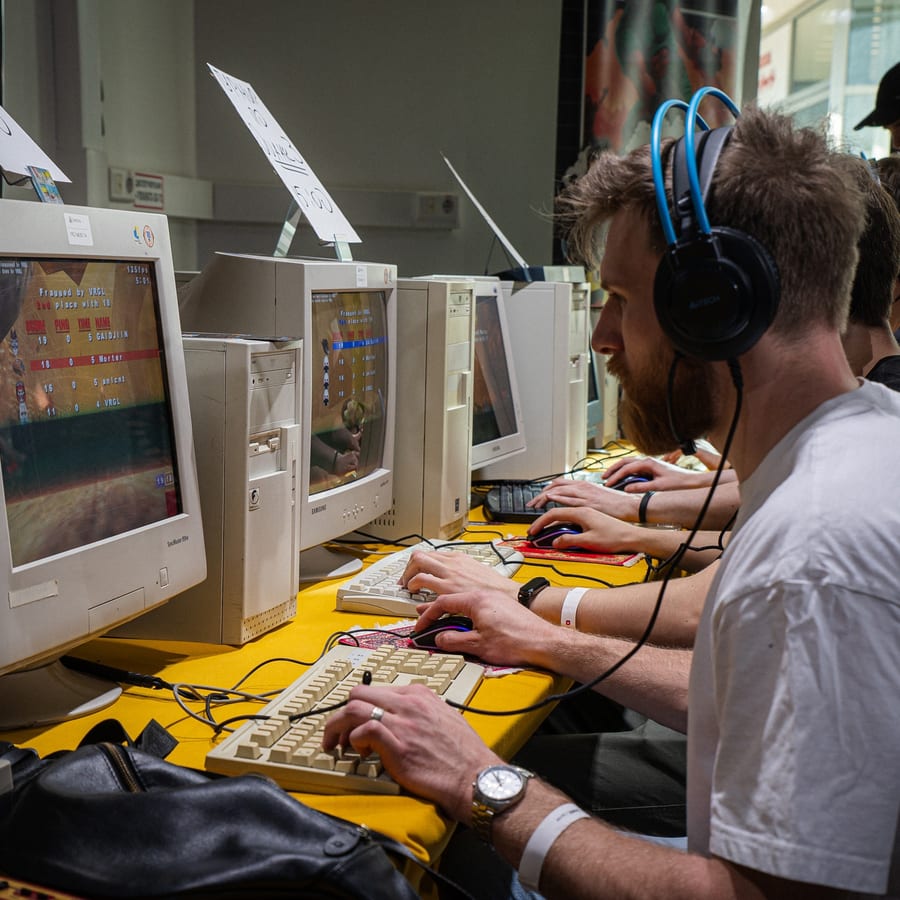 Game Дни — Retro Gaming Club